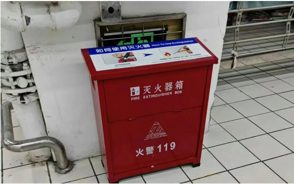 注意！疏散指示標(biāo)志燈具不應(yīng)被遮擋